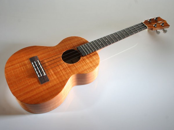 KAMAKA Koa Tenor