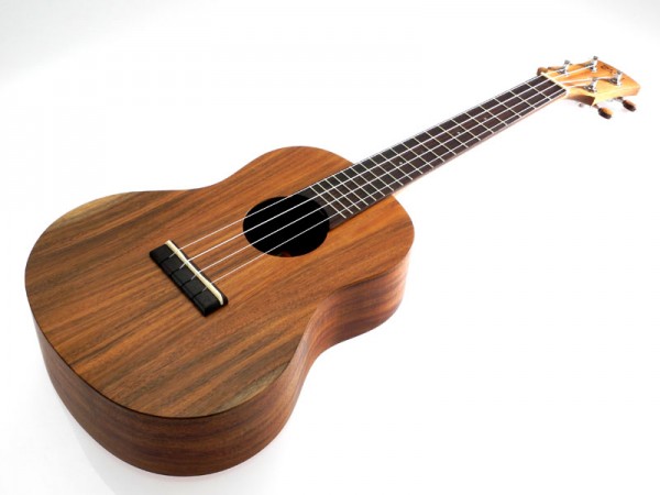 Koa Tenor aus Massivholz